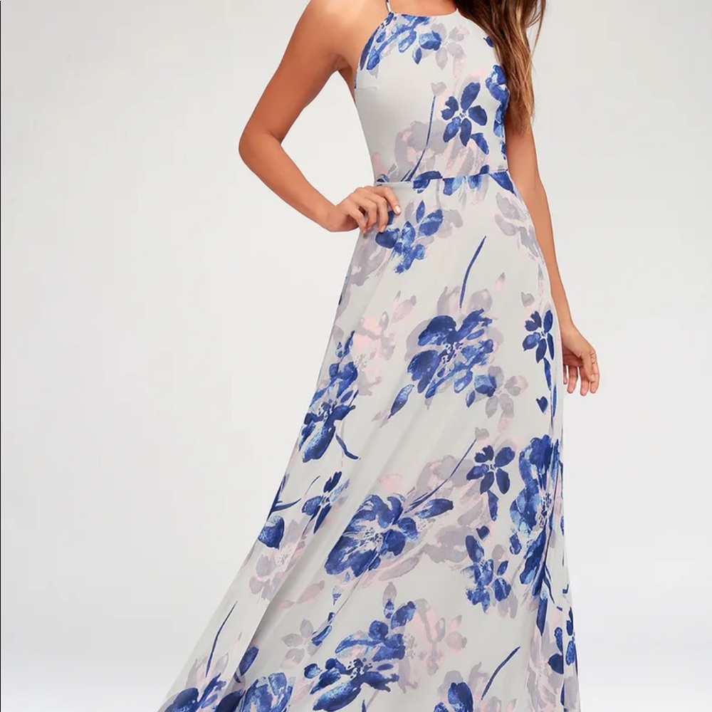 Lulu’s All I Need Grey Floral Print Lace-Up Maxi Dress